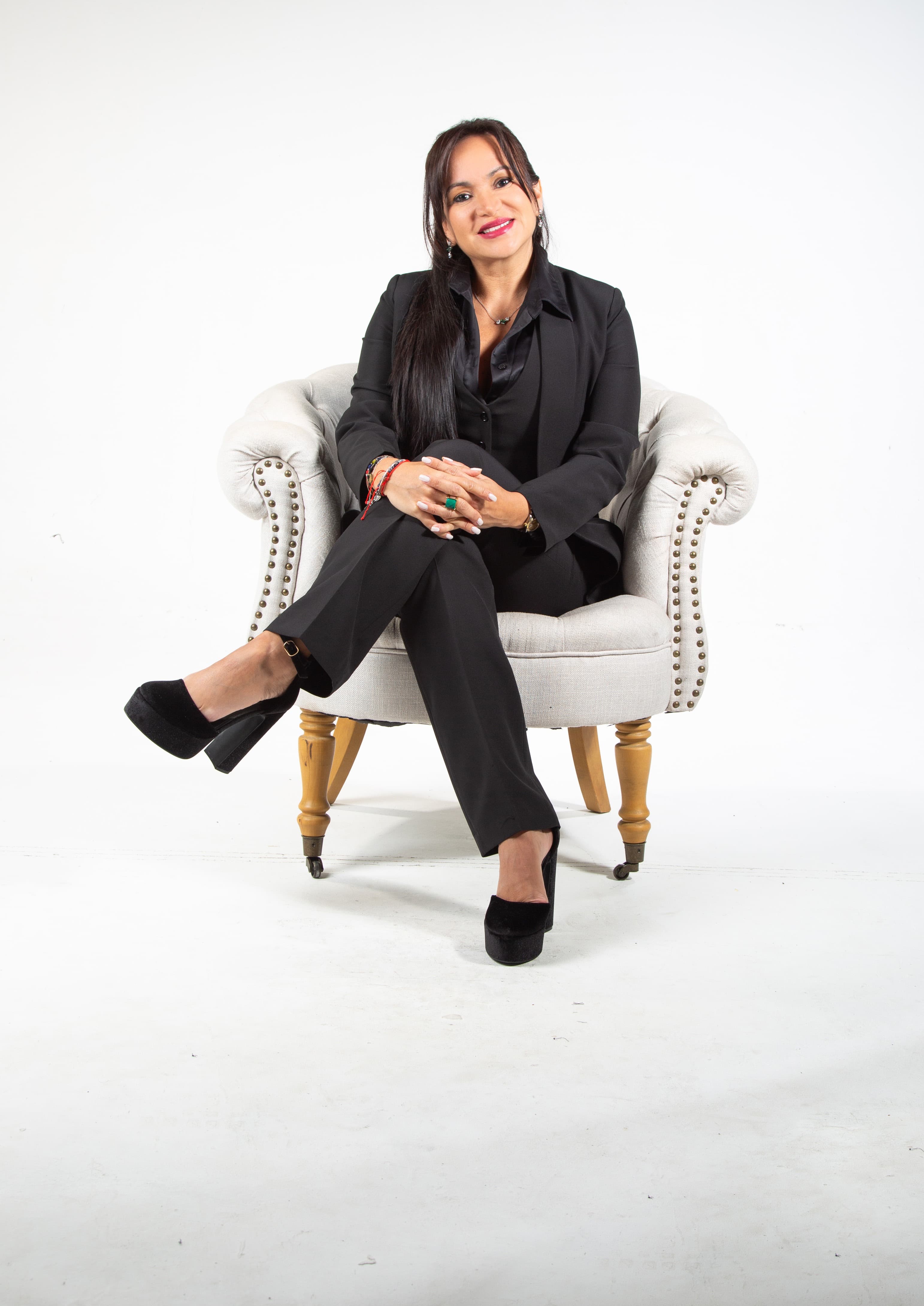 Pilar Lozano, CEO y Presidenta de Grupo CORIS LATAM, en la edición de agosto de 2026 de CEO Monthly